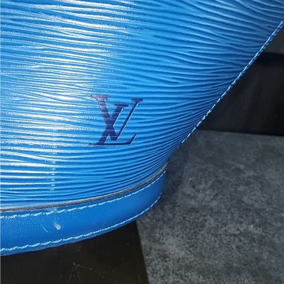 Louis Vuitton Saint Jacques Toledo Epi Shoulder Bag Authentic - Picture 6 of 9